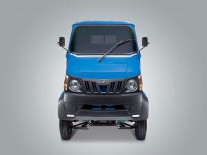 2009 Mahindra Gio Compact Truck